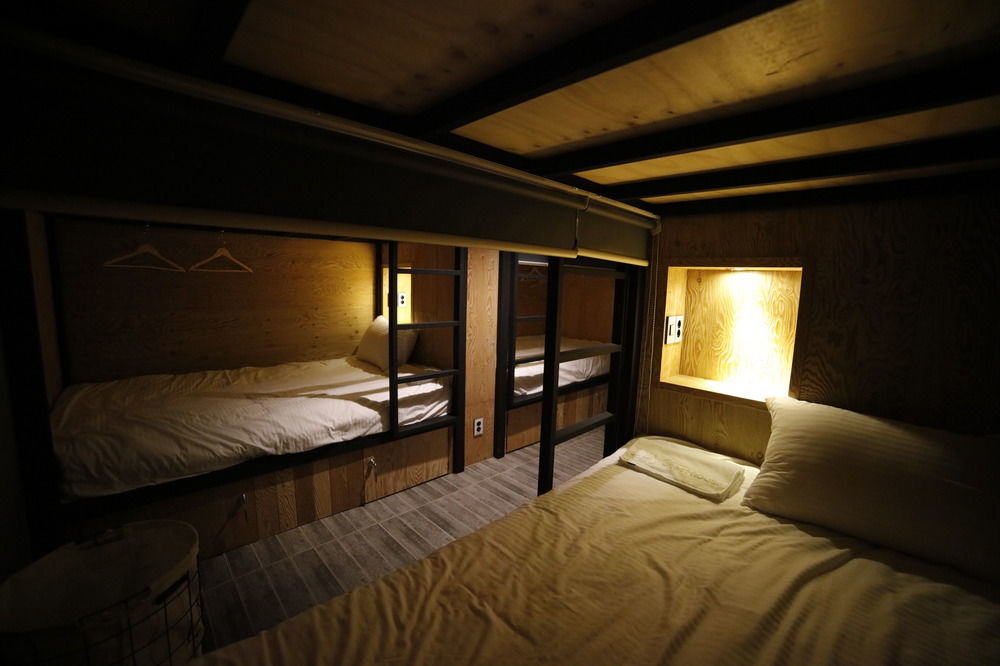 The Bay Guesthouse - Hostel Busan Ngoại thất bức ảnh